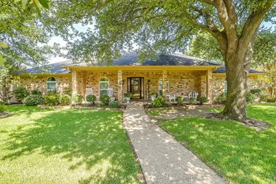 922 Highland Drive, Cleburne, TX 76033 - Photo 4