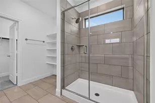 1433 Mustang Cyn Dr, Fort Worth, TX 76052 - Photo 4