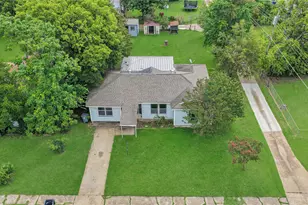 1536 Celeste, Dallas, TX 75217 - Photo 4