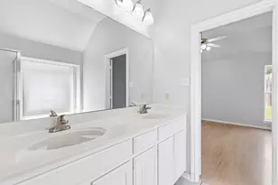 12601 Red Cedar Dr, Fort Worth, TX 76040 - Photo 16