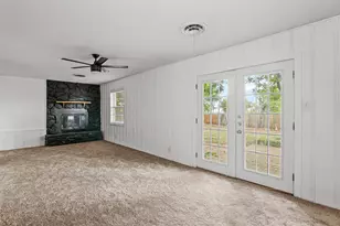 1206 Waggoner Dr, Arlington, TX 76013 - Photo 6