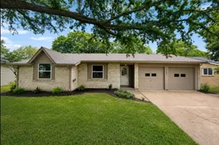 1221 Greenway Dr, Mesquite, TX 75149 - Photo 2