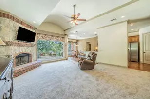 109 Overton Ridge Cir, Weatherford, TX 76088 - Photo 6