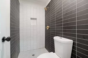 2909 Silverton Dr, Dallas, TX 75229 - Photo 20