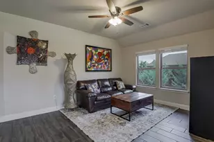 173 Hackney St, Waxahachie, TX 75165 - Photo 10