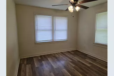 1315 N Robinson Street, Cleburne, TX 76031 - Photo 14