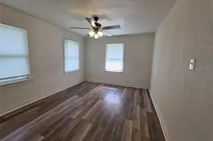 1315 N Robinson St, Cleburne, TX 76031 - Photo 16
