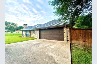 8712 Lake Country Drive, Fort Worth, TX 76179 - Photo 2