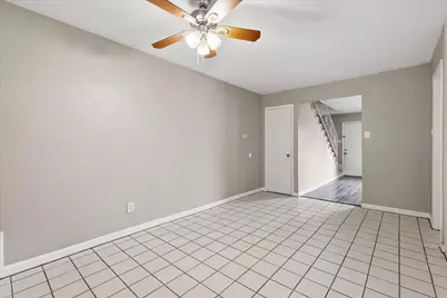 1910 W Sanford Street #A, Arlington, TX 76012 - Photo 12