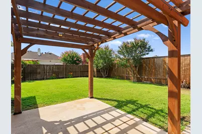 3860 Gillespie Drive, Carrollton, TX 75010 - Photo 4