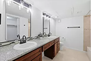 8750 Park Ln, Dallas, TX 75231 - Photo 10