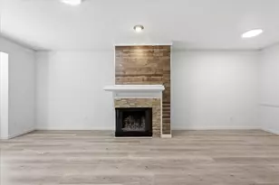 8750 Park Ln, Dallas, TX 75231 - Photo 2