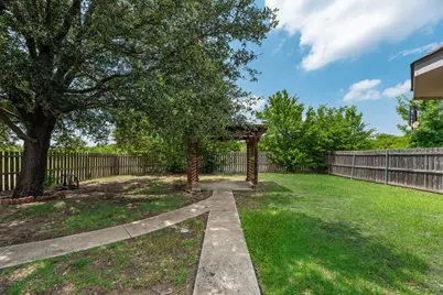 501 E Lynn Creek Drive, Arlington, TX 76002 - Photo 18