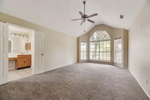 501 E Lynn Creek Dr, Arlington, TX 76002 - Photo 10