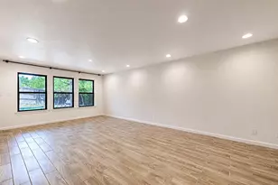 417 San Jose St, Irving, TX 75062 - Photo 10