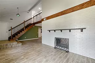 417 San Jose St, Irving, TX 75062 - Photo 6