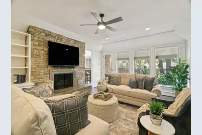 2201 Cambridge Drive, Hurst, TX 76054 - Photo 8