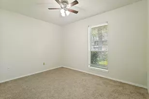 2201 Cambridge Dr, Hurst, TX 76054 - Photo 20