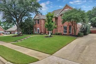 1410 Swallow Cir, Lewisville, TX 75077 - Photo 2