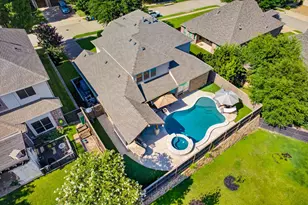4201 Oxbow Dr, McKinney, TX 75072 - Photo 2