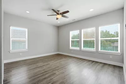 2732 Livingston Avenue, Fort Worth, TX 76110 - Photo 26