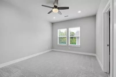 2732 Livingston Avenue, Fort Worth, TX 76110 - Photo 34