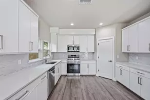2732 Livingston Ave, Fort Worth, TX 76110 - Photo 8