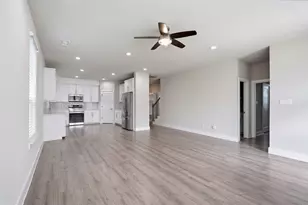 2732 Livingston Ave, Fort Worth, TX 76110 - Photo 6