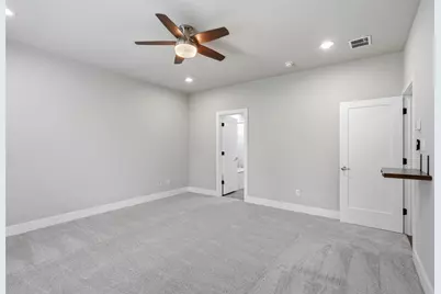 2732 Livingston Avenue, Fort Worth, TX 76110 - Photo 14