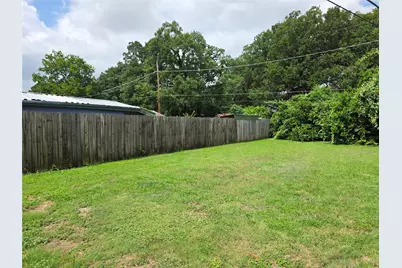 1817 Brittain Street, Fort Worth, TX 76111 - Photo 16