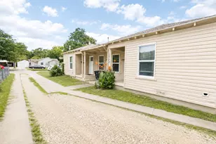 1817 Brittain St, Fort Worth, TX 76111 - Photo 2