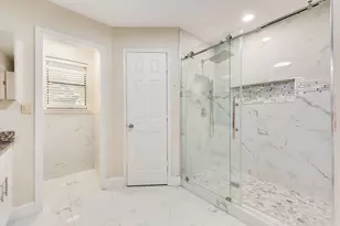 205 Freedom Ln, Arlington, TX 76002 - Photo 12
