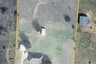 8116 Clearview Ct, Cresson, TX 76035 - Photo 10