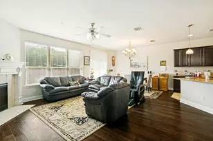 2622 Jackson Dr, Lewisville, TX 75067 - Photo 2