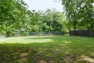 806 Cordell St, Denton, TX 76201 - Photo 22