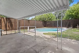 8117 Marvel Dr, Dallas, TX 75217 - Photo 34