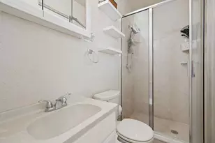 3032 Hollandale Ln, Farmers Branch, TX 75234 - Photo 18