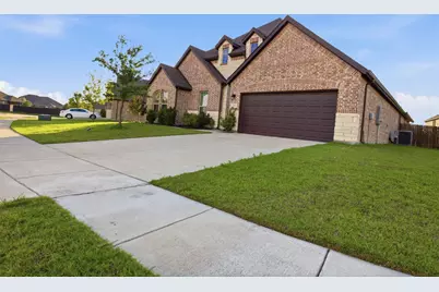208 Sequoia Drive, Forney, TX 75126 - Photo 4