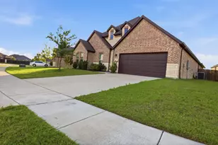 208 Sequoia Dr, Forney, TX 75126 - Photo 4