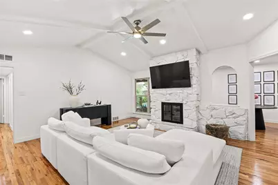 2304 Babalos Lane, Dallas, TX 75228 - Photo 4