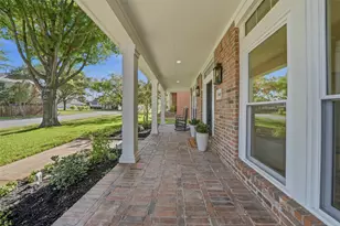 2908 Woodhaven Dr, Grapevine, TX 76051 - Photo 4
