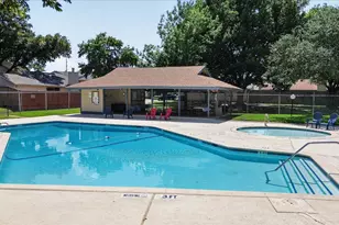 2952 Canis Cir, Garland, TX 75044 - Photo 2