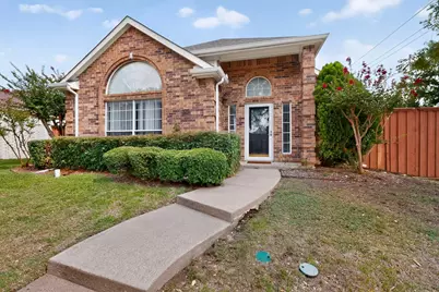2702 Garden Springs Drive, Richardson, TX 75082 - Photo 2