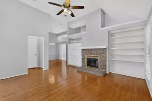 2702 Garden Springs Dr, Richardson, TX 75082 - Photo 8