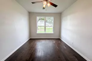 211 Spring Creek Cir, Paradise, TX 76073 - Photo 14