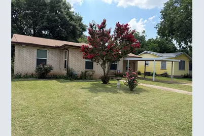 809 S Van Buren, McGregor, TX 76657 - Photo 2