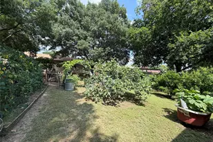 809 S Van Buren, McGregor, TX 76657 - Photo 36