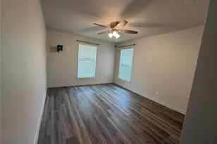 809 S Van Buren, McGregor, TX 76657 - Photo 16