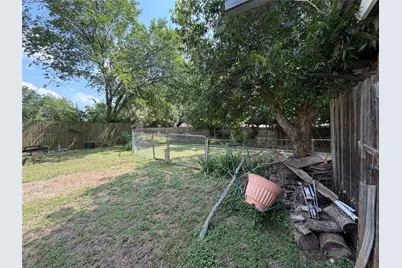 809 S Van Buren, McGregor, TX 76657 - Photo 40