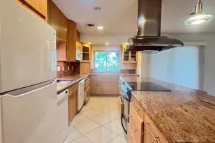 2000 Willow Ln, Plano, TX 75074 - Photo 4